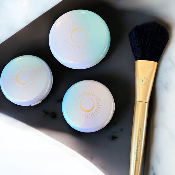 Carmindy Beauty Makeup & Brush Bundle Light/Medium Powder Blush Eyeshadow - Picture 2 of 10